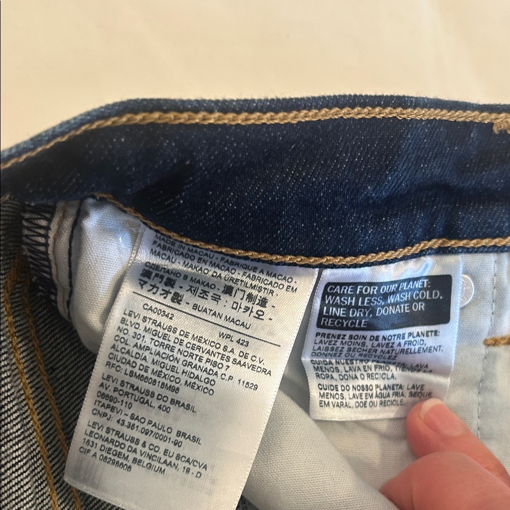 Levi's Ribcage Boot Cut Jeans - Picture 4 of 4